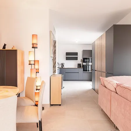 Le Penthouse De 220M2 - Jacuzzi - 3 Parkings - Climatisation - Terrasse Apartment Menton Exterior photo