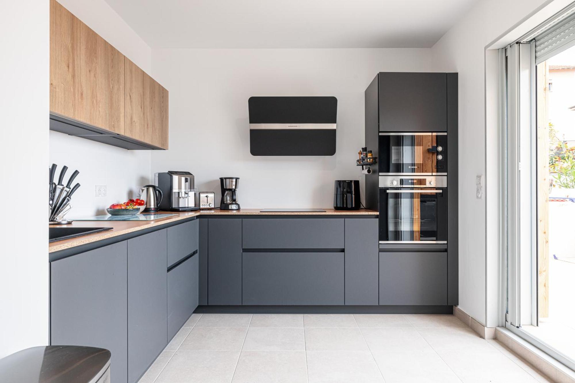 Le Penthouse De 220m2 - Jacuzzi - 3 Parkings - Climatisation - Terrasse Apartment