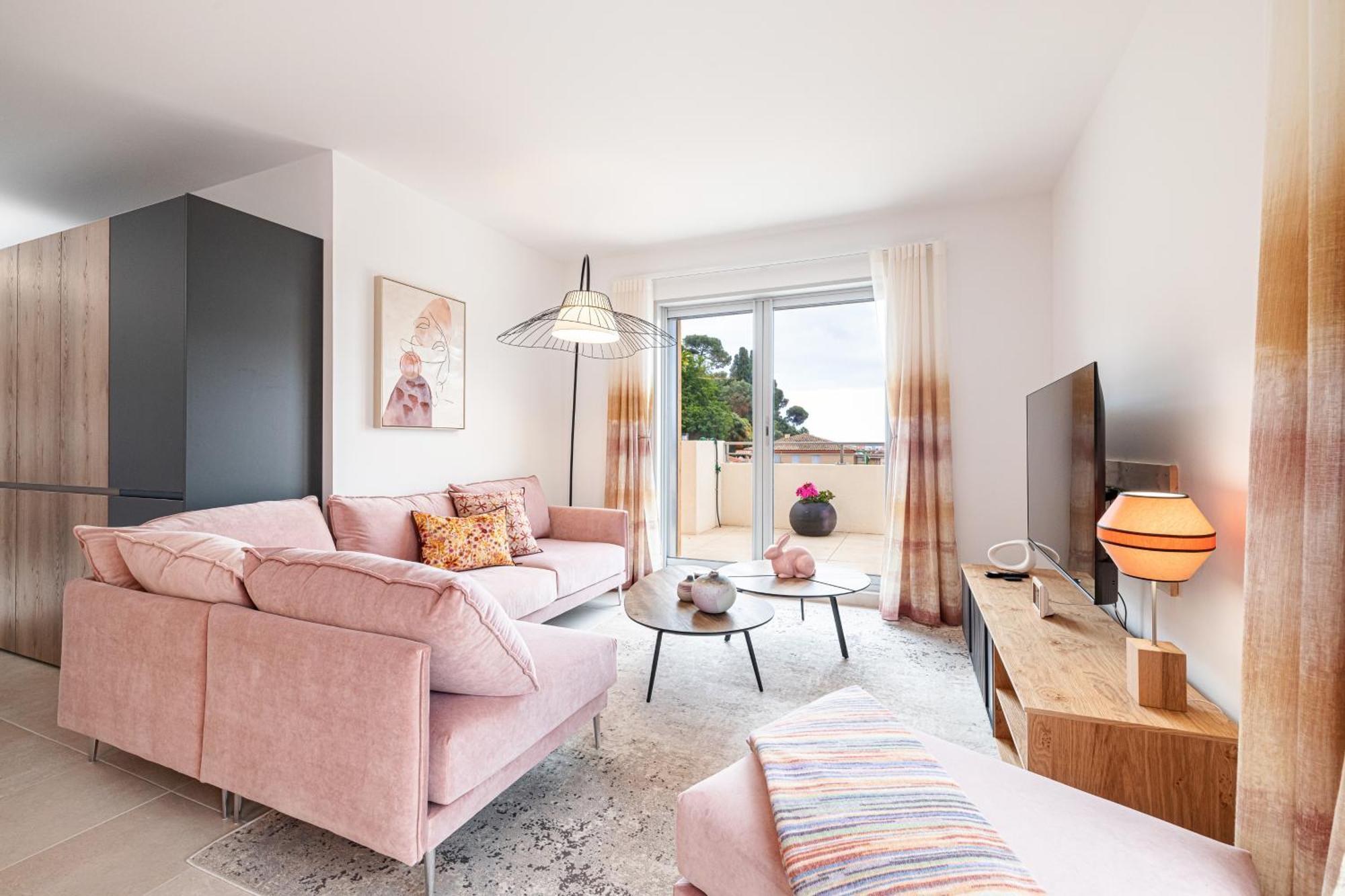 Apartment Le Penthouse De 220m2 - Jacuzzi - 3 Parkings - Climatisation - Terrasse *